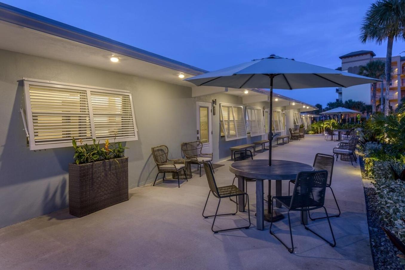 Boutique Vacation Rental Complex At Beach Cocoa Beach Extérieur photo