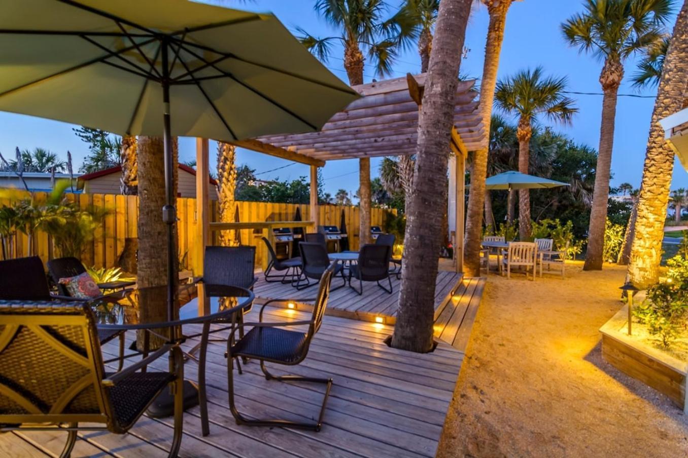 Boutique Vacation Rental Complex At Beach Cocoa Beach Extérieur photo
