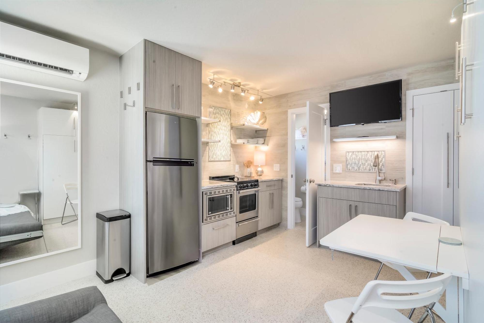 Boutique Vacation Rental Complex At Beach Cocoa Beach Extérieur photo