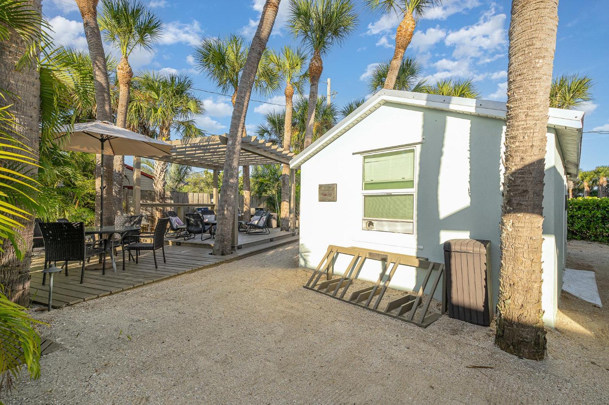Boutique Vacation Rental Complex At Beach Cocoa Beach Extérieur photo