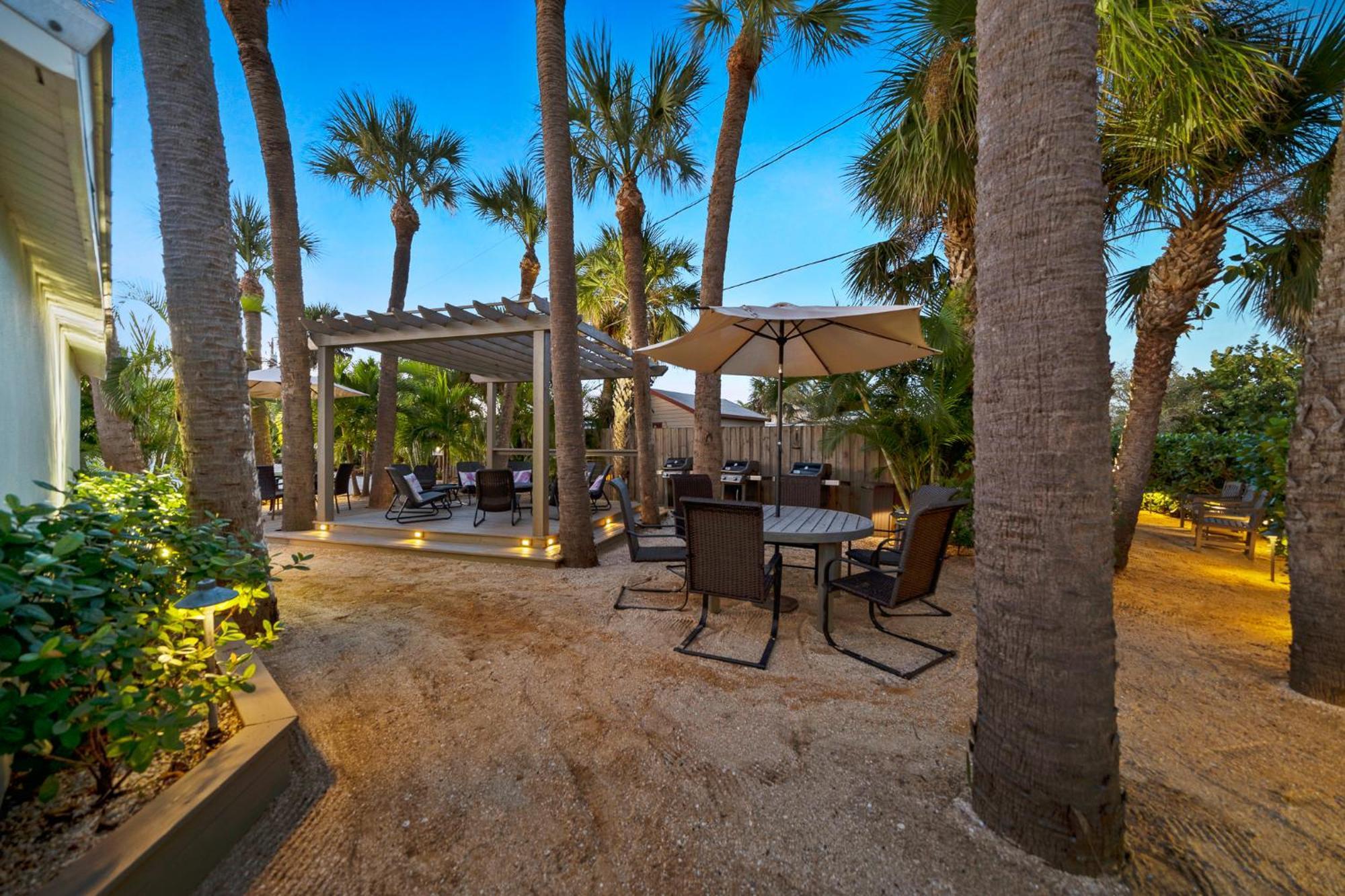 Boutique Vacation Rental Complex At Beach Cocoa Beach Extérieur photo
